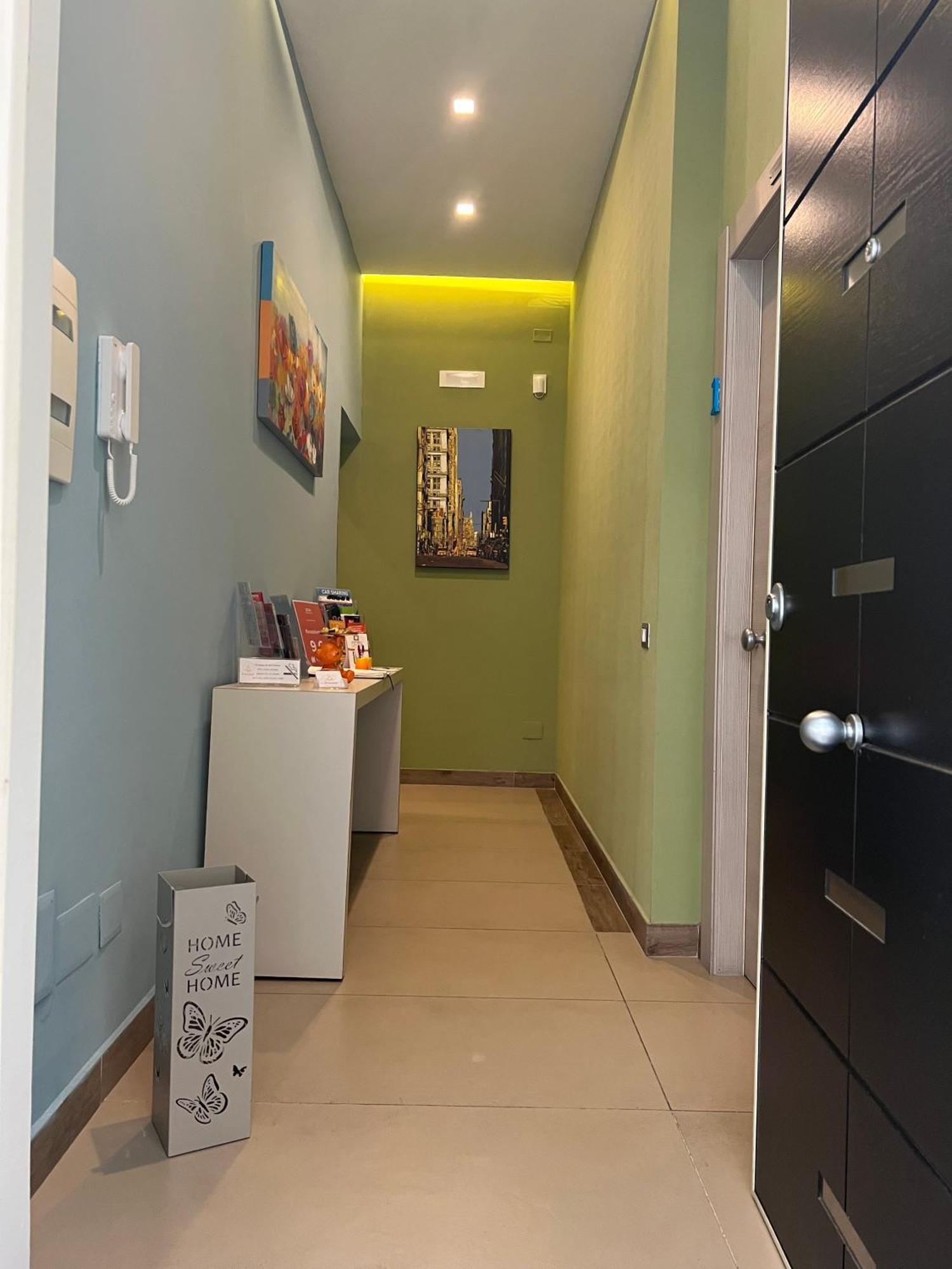 نابولي Wanda Bed&Breakfast المظهر الخارجي الصورة