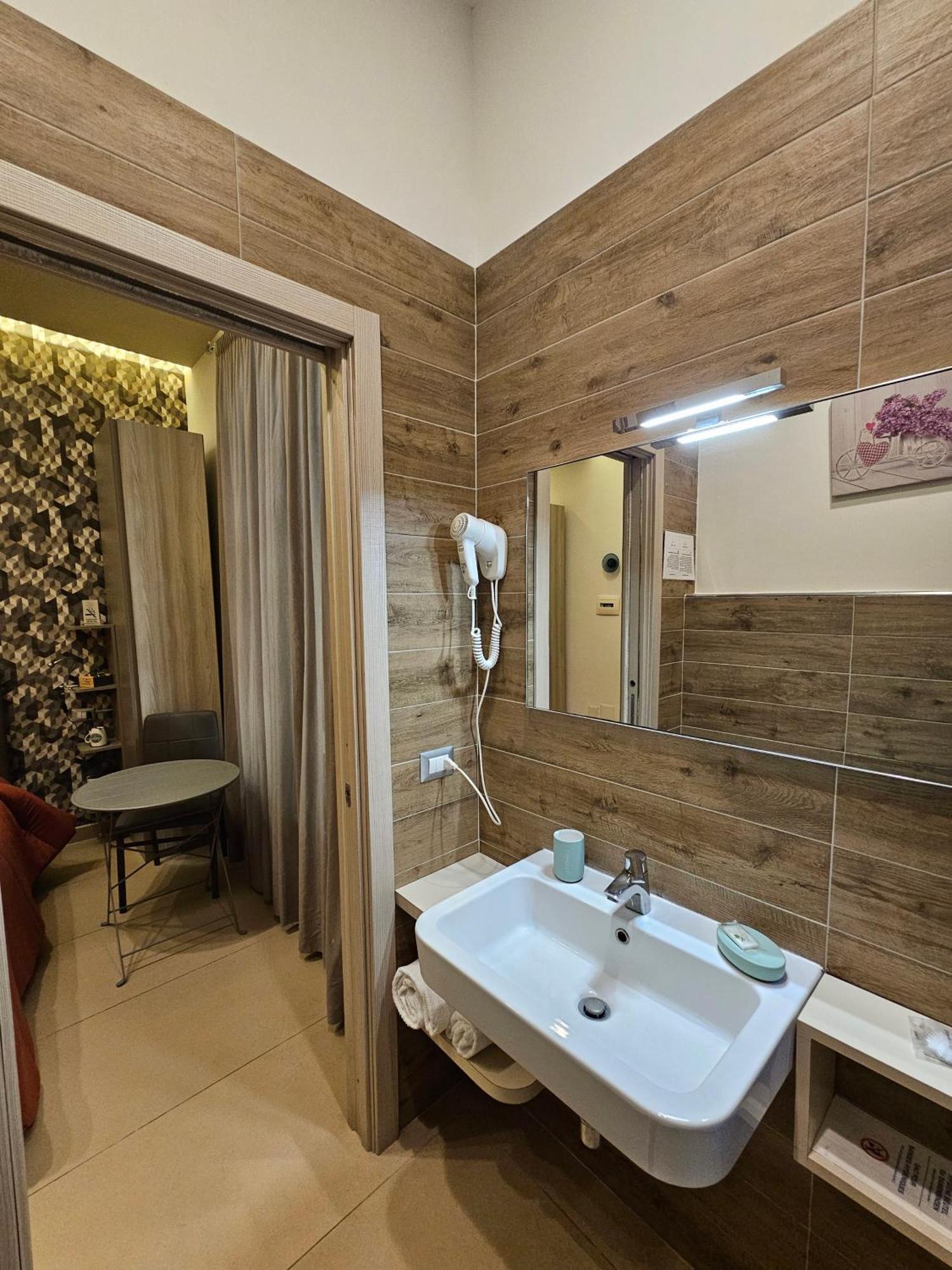 نابولي Wanda Bed&Breakfast المظهر الخارجي الصورة